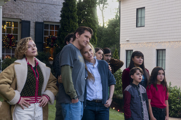 『なんて楽しいクリスマス！』© Amazon Content Services LLC