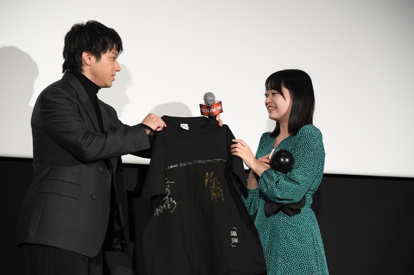 『爆弾』大ヒット爆発中！御礼舞台挨拶　(C)呉勝浩／講談社 (C)2025映画『爆弾』製作委員会