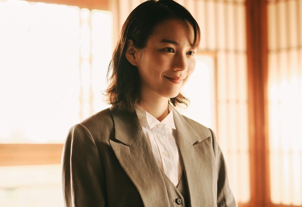 ABEMAオリジナルドラマ「MISS KING / ミス・キング」（C）AbemaTV, Inc.