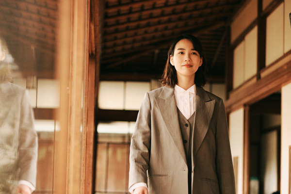 ABEMAオリジナルドラマ「MISS KING / ミス・キング」（C）AbemaTV, Inc.