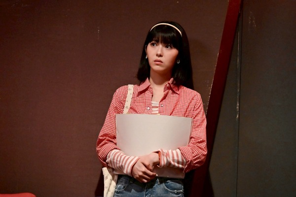 「もしもこの世が舞台なら、楽屋はどこにあるのだろう」8話(c)フジテレビ