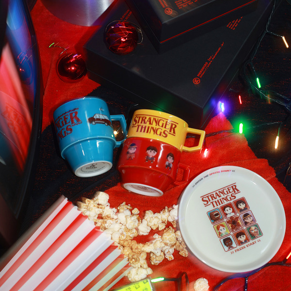 Netflixシリーズ「ストレンジャー・シングス 未知の世界」× HASAMI8bitシリーズ