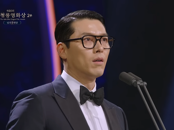 男優主演賞に輝いたヒョンビン、受賞スピーチで「存在だけで力になる」ソン・イェジンに愛の告白