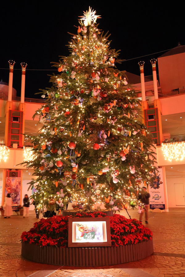 上戸彩がサプライズでパレードルートに登場！スペシャルグリーティング、『ズートピア2』公開初日に開催