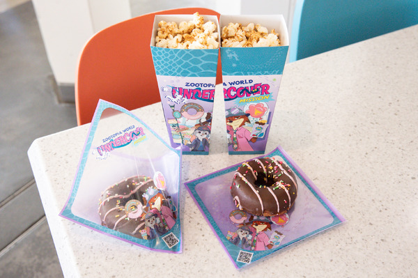 上戸彩がサプライズでパレードルートに登場！スペシャルグリーティング、『ズートピア2』公開初日に開催