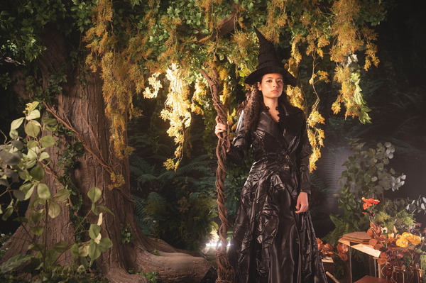 「リトル・マーサ」『ウィキッド』フォトプラン© Universal City Studios. All Rights Reserved.