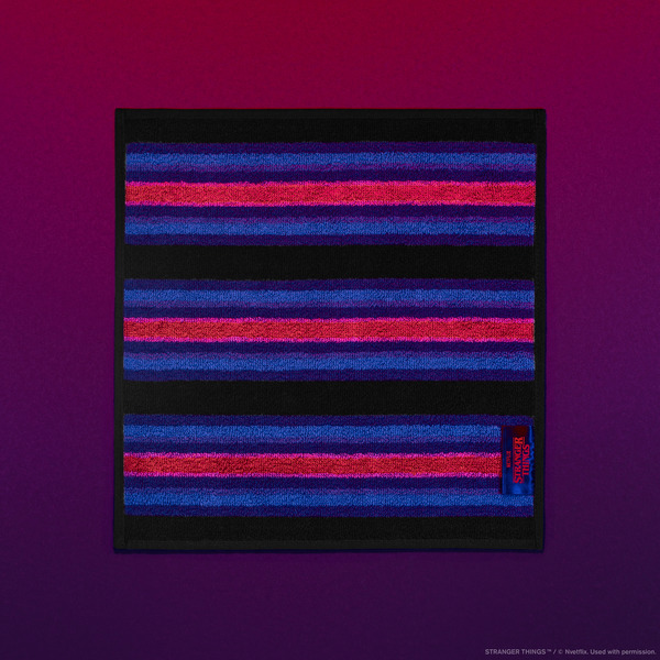 ハンドタオル　637円（税込700円）