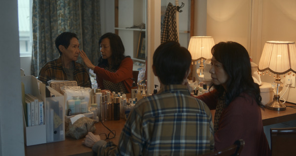 『これからの私たち - All Shall Be Well』　©2023 Mise_en_Scene_filmproduction