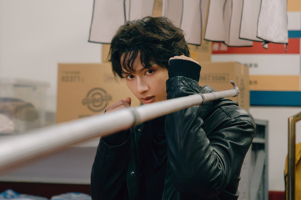 『シャドウズ・エッジ』