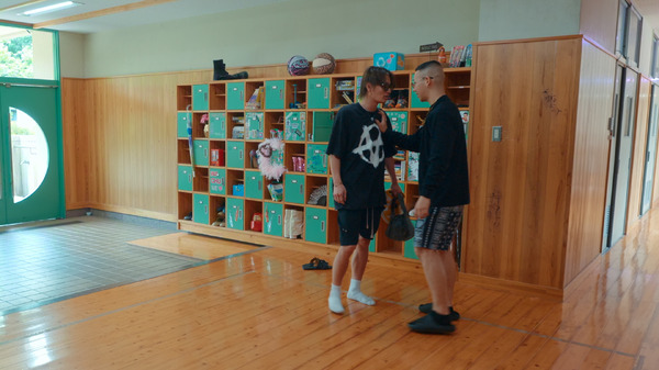 Netflixリアリティシリーズ「ラヴ上等」配信中