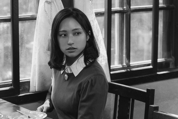 『星と月は天の穴』© 2025「星と月は天の穴」製作委員会