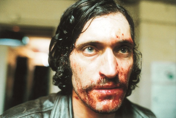 『ガーゴイル 4Kレストア版』©MESSAOUDIA FILMS-REZO PRODUCTIONS-ARTE FRANCE CINEMA-DACIA FILMS-KINETIQUE INC.