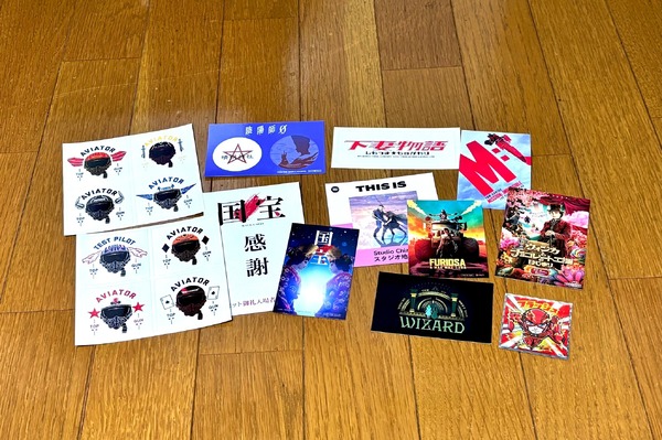 定番のステッカー類