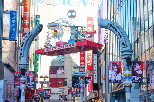 「IRIS OUT」「JANE DOE」渋谷センター街ジャック © 2025 MAPPA／チェンソーマンプロジェクト ©藤本タツキ／集英社