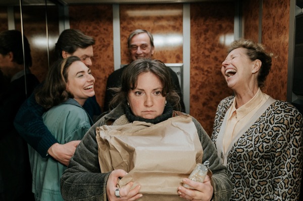 『旅の終わりのたからもの』© 2024 SEVEN ELEPHANTS, KINGS&QUEENS FILMPRODUKTION, HAÏKU FILMS