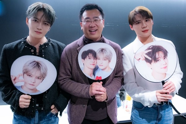 「JX 2026 JAPAN FANMEETING 'Hug & Love'」