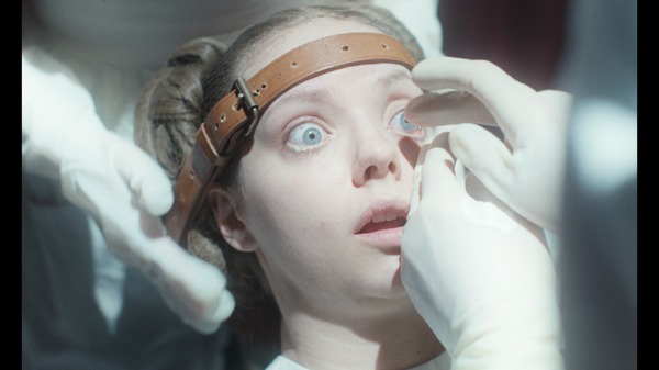 『アグリーシスター 可愛いあの娘は醜いわたし』© Mer Film / Lava Films / Zentropa Sweden / MOTOR /  Film i Väst / Mediefondet Zefyr / EC1 Łódź 2025　