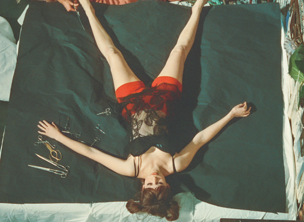 『ひなぎく 4K レストア版』©Czech audiovisual fund, source: NFA