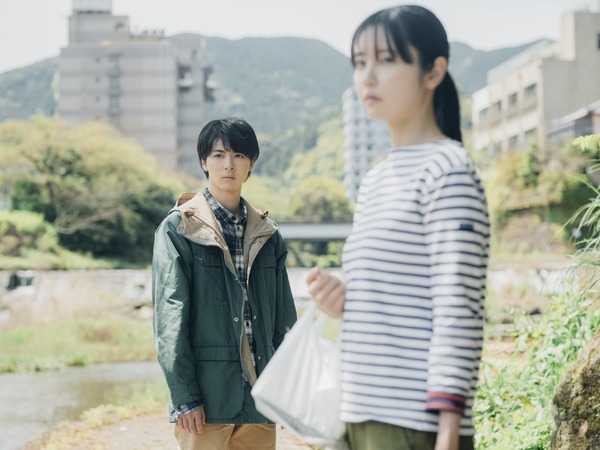 『架空の犬と嘘をつく猫』©2025 映画「架空の犬と嘘をつく猫」製作委員会