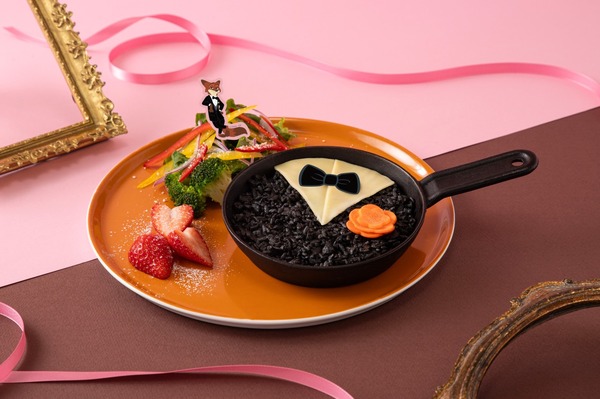 ＜ニック＞SLY FOXタキシード・ライス　税込1,990円／「ズートピア2」OH MYCAFE©Disney