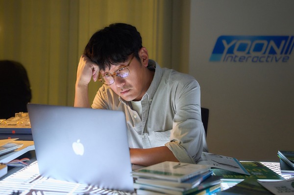 『ロビー！　4000億円を懸けた仁義なき18ホール』ⓒ 2025 MICHIGAN Venture Capital, WYSWYG Studio, WALKHOUSECOMPANY & FILMMOMENTUM,All Rights Reserved