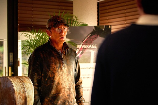 『ロビー！　4000億円を懸けた仁義なき18ホール』ⓒ 2025 MICHIGAN Venture Capital, WYSWYG Studio, WALKHOUSECOMPANY & FILMMOMENTUM,All Rights Reserved