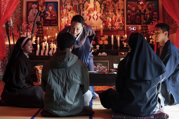 『鬼胎（クィテ） 黒い修道女』 © 2025 ZIP CINEMA & NEXT ENTERTAINMENT WORLD ALL RIGHTS RESERVED