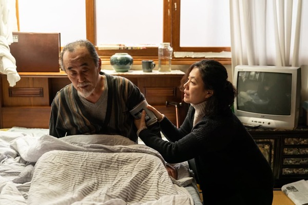 『ギョンアの娘』© 2022 a ZOETROPE. All rights reserved.