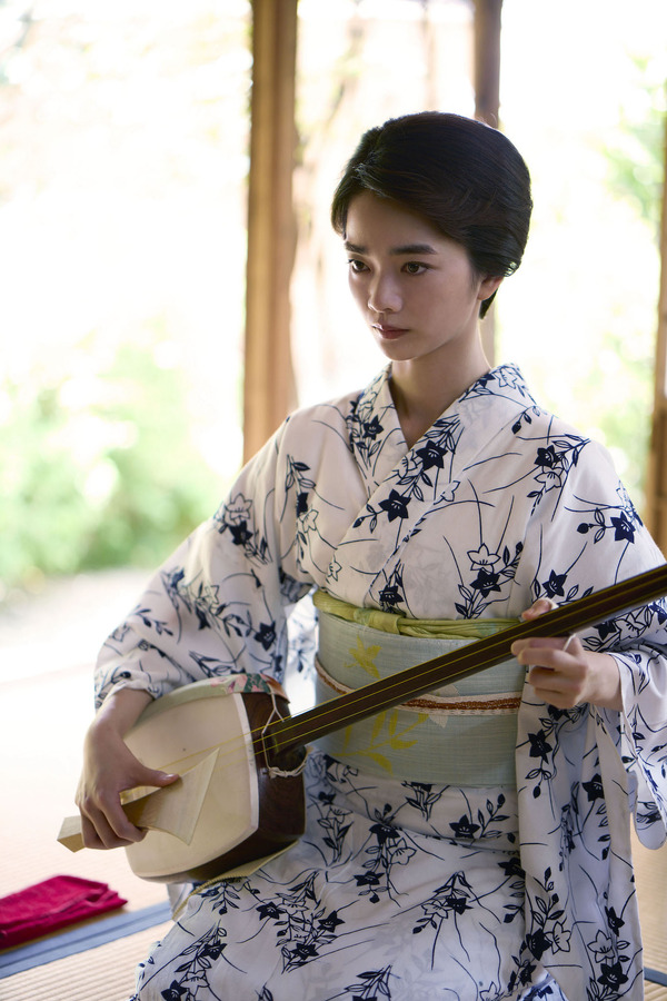 見上愛『国宝』©吉田修一／朝日新聞出版 ©2025 映画「国宝」製作委員会