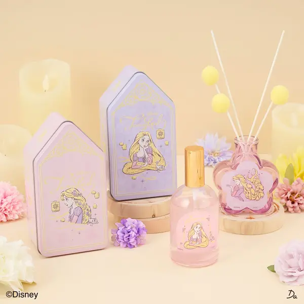 アロマディフューザー 500円（税込550円）／フレグランスミスト 500円（税込550円）／インテリア缶各種 各300円（税込330円）