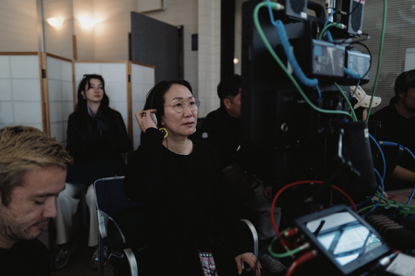 『レンタル・ファミリー』©2025 Searchlight Pictures. All Rights Reserved.　　