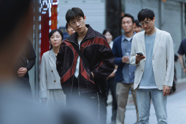 キム・ソンチョル「ゴールドランド」(c) 2026 Disney and its related entities