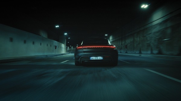 『アウトローズ』(C) 2024 DOT2 HOLDINGS, LLC ALL RIGHTS RESERVED. 