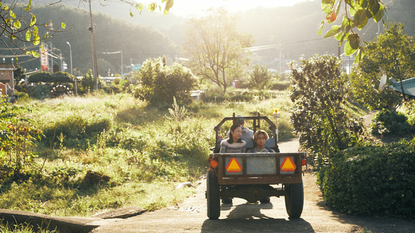 『Riceboy ライスボーイ』© 2022 Riceboy Sleeps Production Inc.