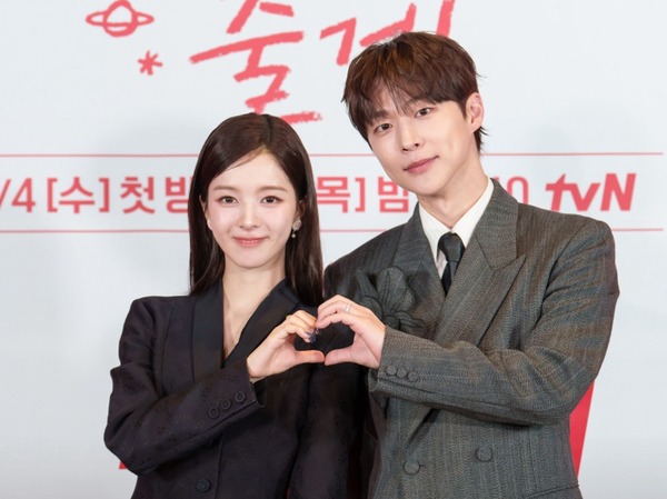 U-NEXT配信『宇宙をあげる』は「本当に幸せな現場だった」。主演キャストの“穏やかさ”に注目！