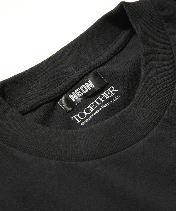 『トゥギャザー』公式グッズTOGETHER PHOTO TシャツB© 2025 Project Foxtrot, LLC 　