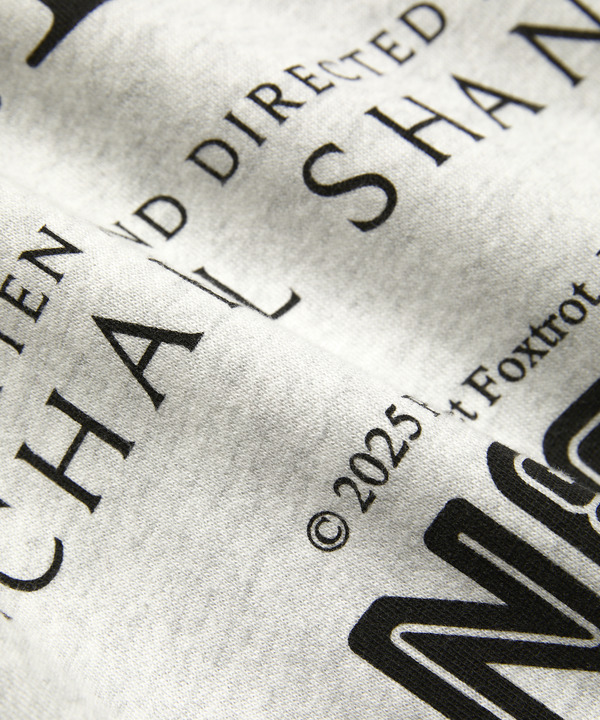 『トゥギャザー』公式グッズTOGETHER SWEAT© 2025 Project Foxtrot, LLC 　