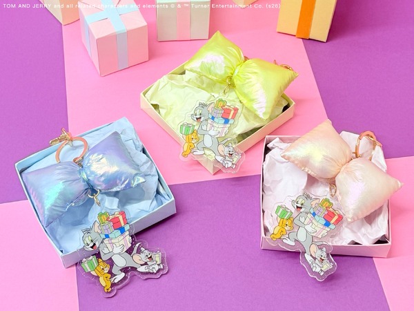 TOM and JERRY × Flapper描き下ろしイラスト リボンチャーム各¥2,090（税込）