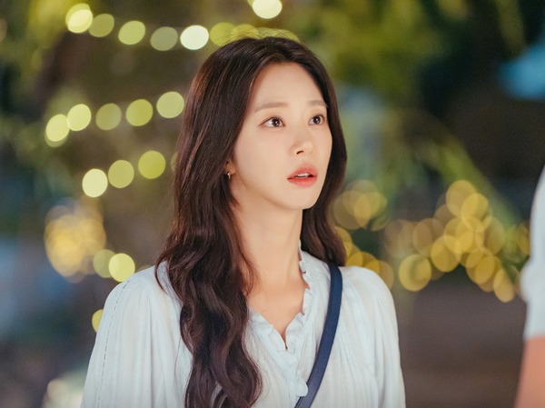 “新ラブコメ女神” イ・ジュビン、こんな可愛かった!?『スプリング・フィーバー』で恋愛細胞を呼び起こした！