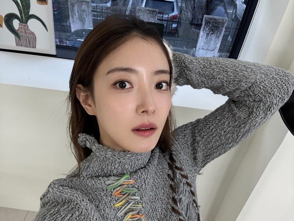 『赤い袖先』イ・セヨン、オフを満喫中!? 余裕あふれる近況【PHOTO】