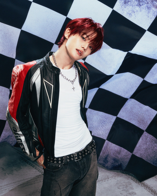 チョン・ミヌク「CLOSE YOUR EYES」(C)UNCORE / SLL / YG PLUS/ KADOKAWA Kプラス /テレビ朝日