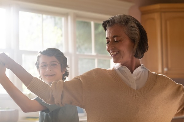 『サンキュー、チャック』© 2024 DANCE ANYWAY, LLC. ALL RIGHTS RESERVED.