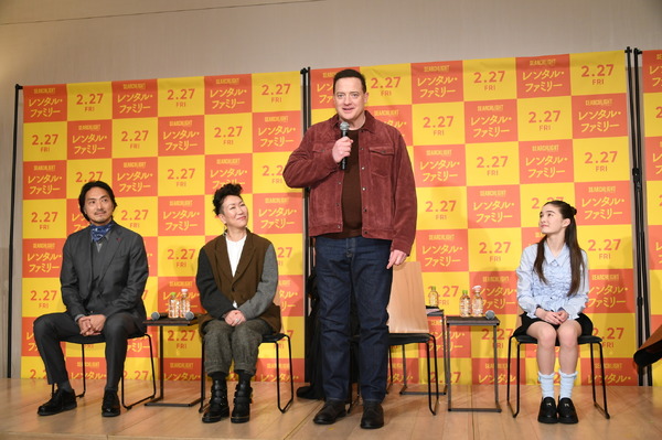 『レンタル・ファミリー』©2025 Searchlight Pictures. All Rights Reserved.　