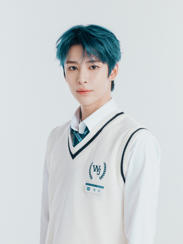 ハンビ (HANBI): 22歳（2003.10.24生）、韓国出身、AB型、INFJ (C) 2026 SM ENTERTAINMENT & eggiscoming CO., Ltd. ALL RIGHTS RESERVED.