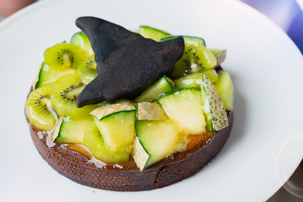 「桜・グランピングブッフェ」『ウィキッド永遠の約束』コラボレーションメニュー