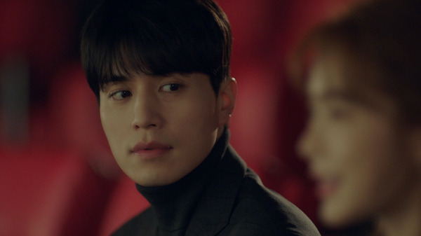 「真心が届く～僕とスターのオフィス・ラブ!?～」© STUDIO DRAGON CORPORATION