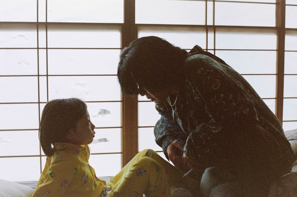 『しびれ』©2025「しびれ」製作委員会