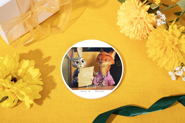 白雲石コースターB／©Disney