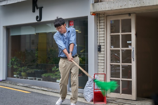 『ロビー！　４000億円を懸けた仁義なき18ホール』