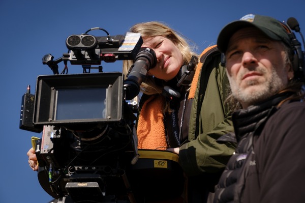 エメラルド・フェネル監督＆リヌス・サンドグレン『嵐が丘』(C)2026 Warner Bros. Entertainment Inc. All Rights Reserved.